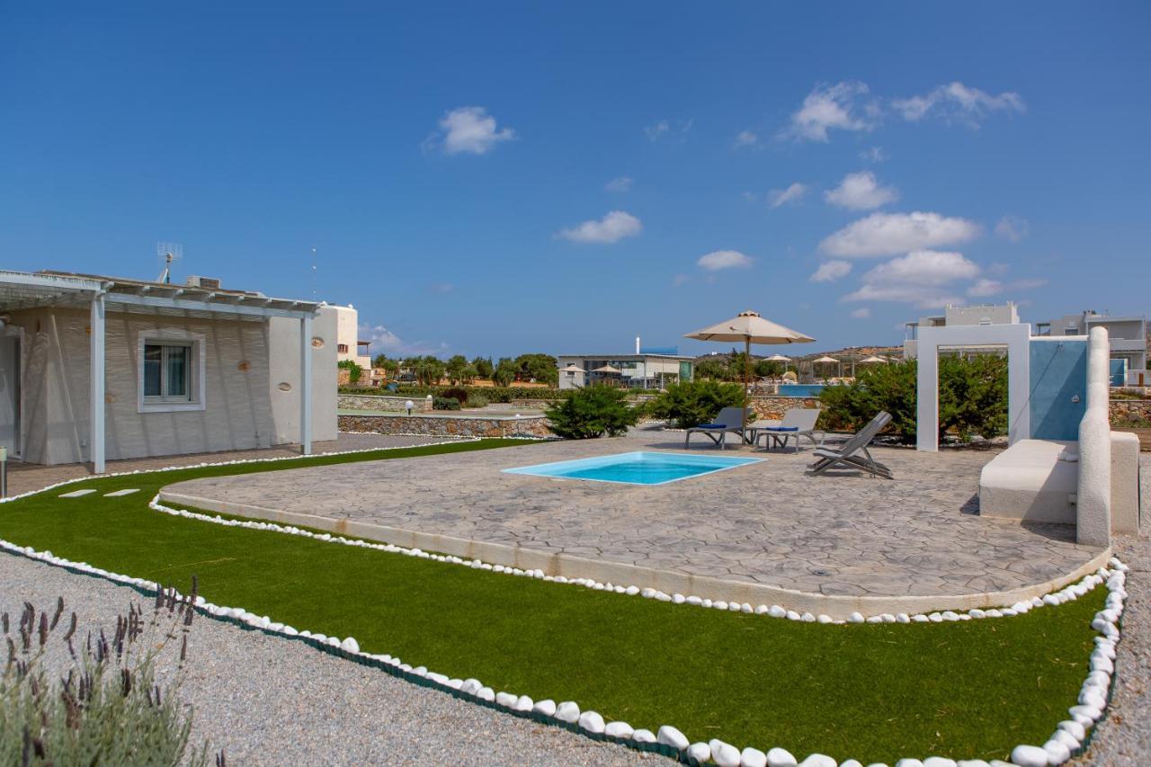 Sun And Moon Villas Pirgaki  Buitenkant foto
